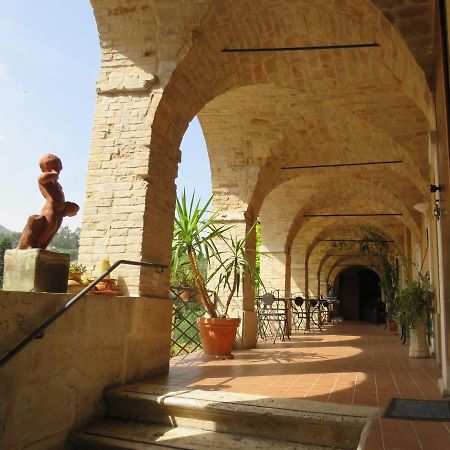 アスコリ・ピチェーノ Antico Borgo Piceno Bed & Breakfast エクステリア 写真