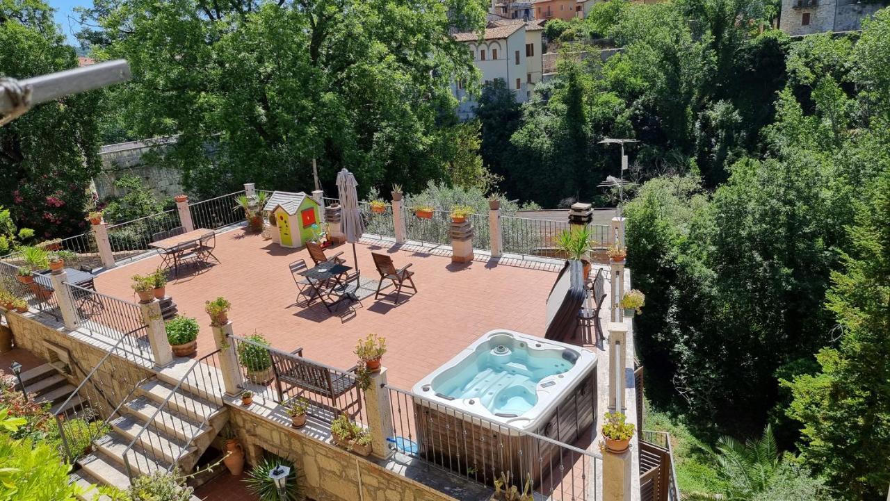 アスコリ・ピチェーノ Antico Borgo Piceno Bed & Breakfast エクステリア 写真