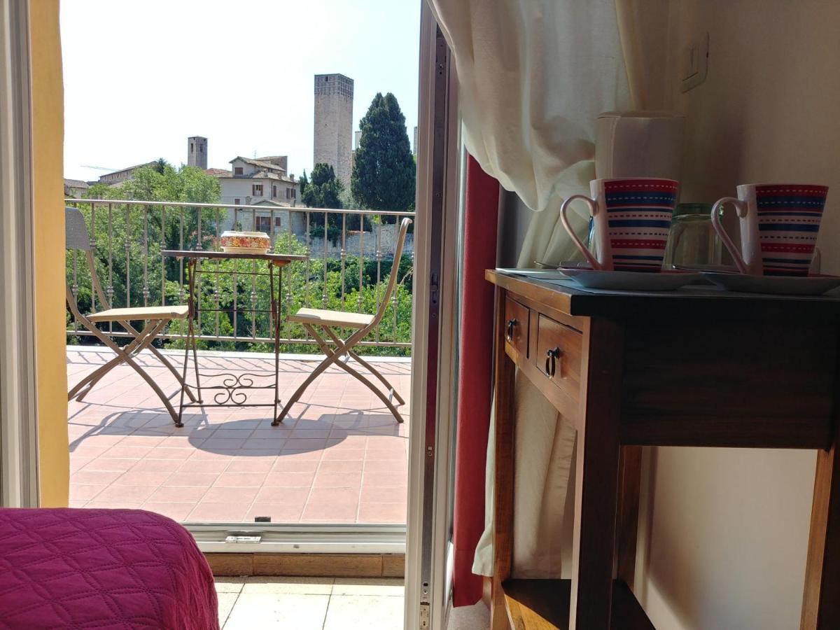 アスコリ・ピチェーノ Antico Borgo Piceno Bed & Breakfast エクステリア 写真